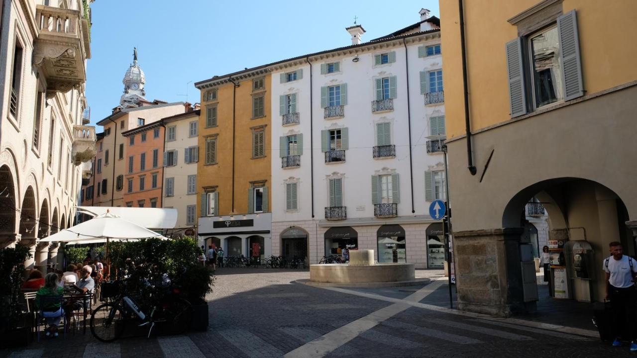 Nxt Station Deluxe Apartment Bérgamo Exterior foto